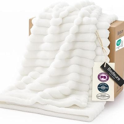 Bedsure Throw Blankets Room Decor Women 1